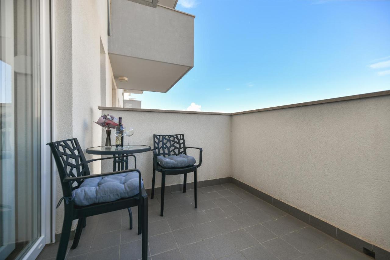 Modern Apartment For 2025' Vacation In ซาดาร์ ภายนอก รูปภาพ
